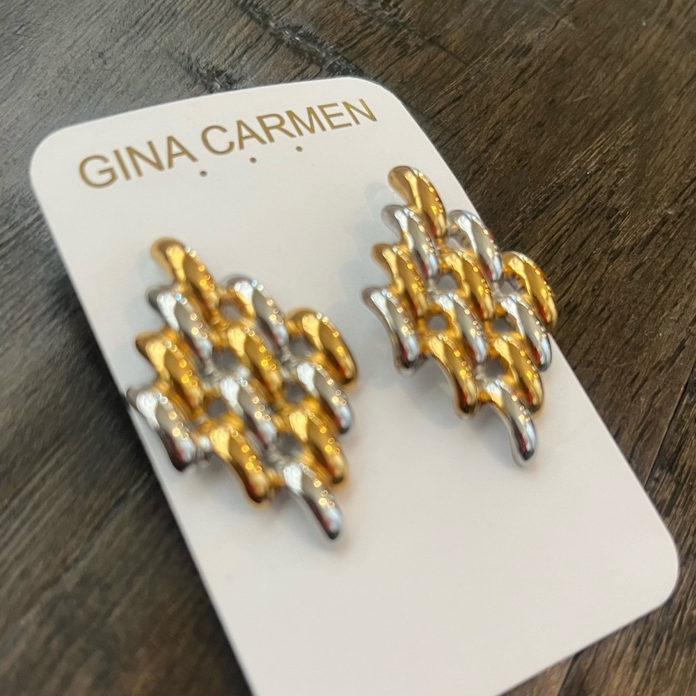NWT Gina Carmen “Lacey” Gold and Silver Earrings - Picture 4 of 5